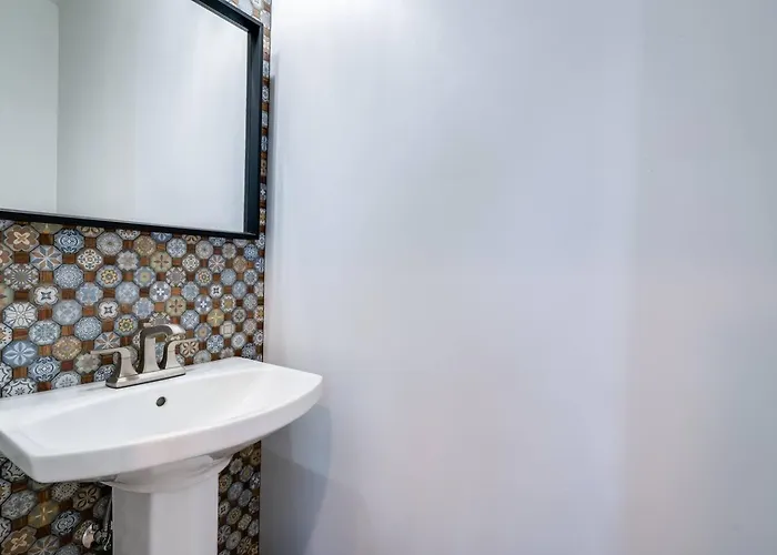 Holiday home Stylish New 3br In Historic Coronado *