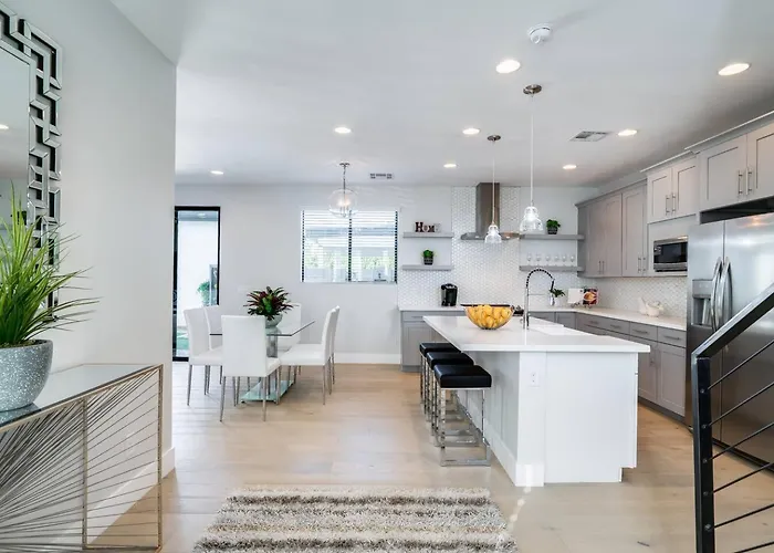 Holiday home Stylish New 3br In Historic Coronado *