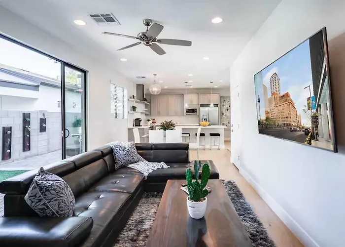 Stylish New 3br In Historic Coronado Holiday home Phoenix